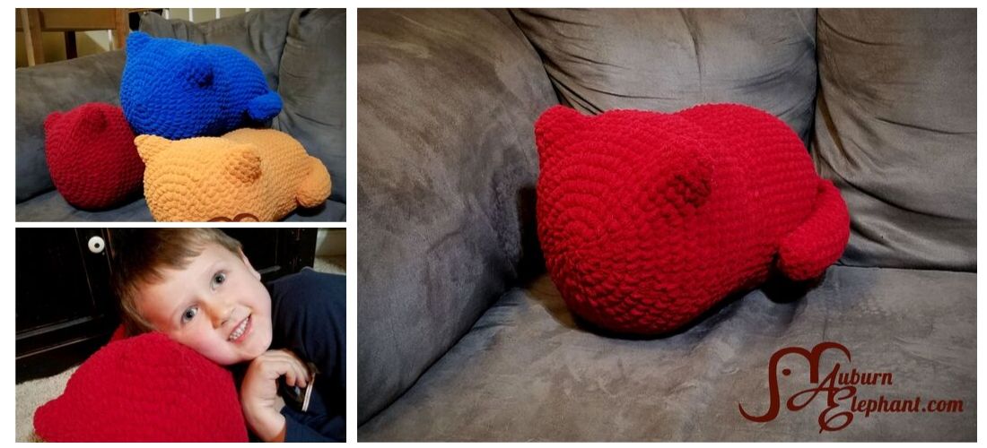 Crochet pillow in the shape of a cat